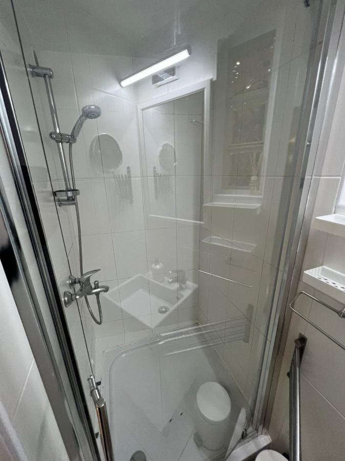 Studio Apartman Luka Zagreb Eksteriør bilde